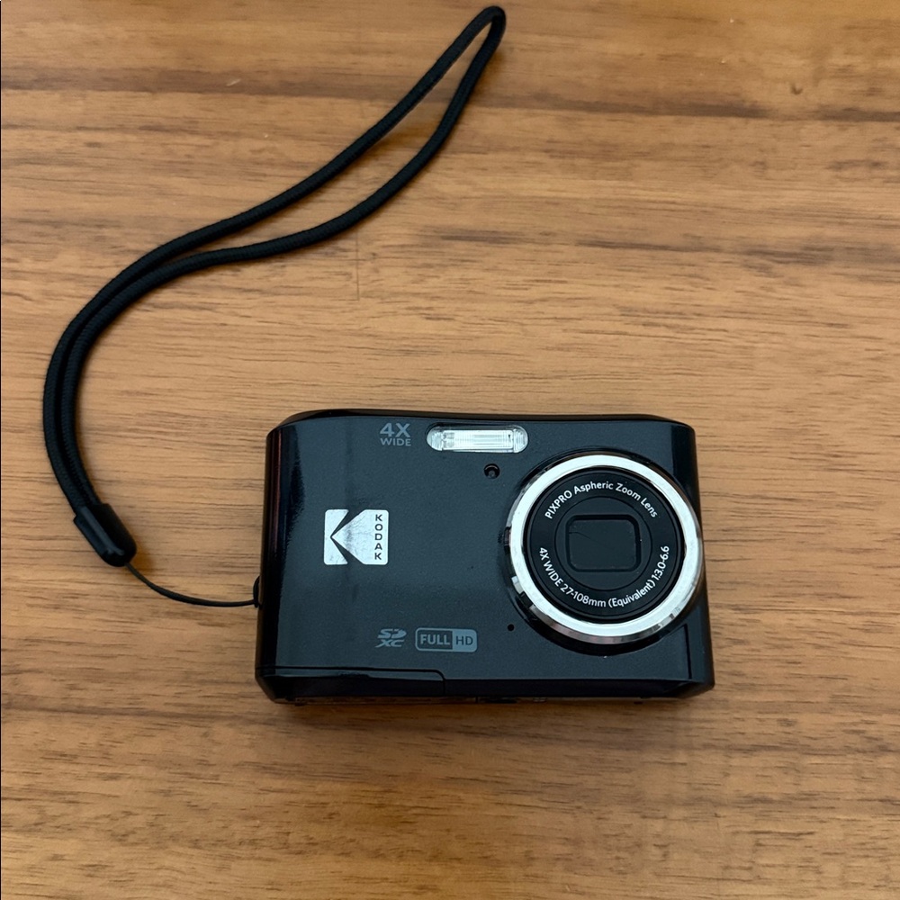 Kodak Black Compact Digital Camera